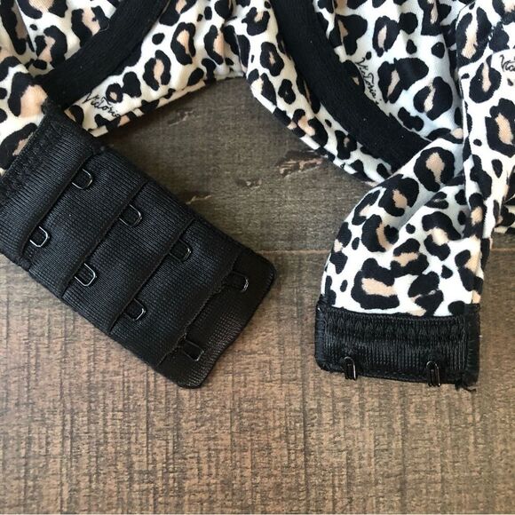 Victoria’s Secret Unlined Demi - Picture 5 of 6